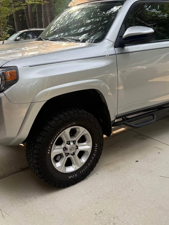 2014 Toyota 4Runner 5th Gen - Image 4 of 9
