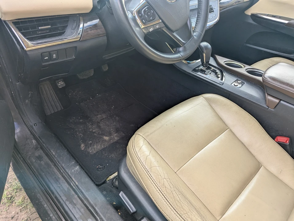 2014 Toyota Avalon 4th Gen - Image 4 of 10