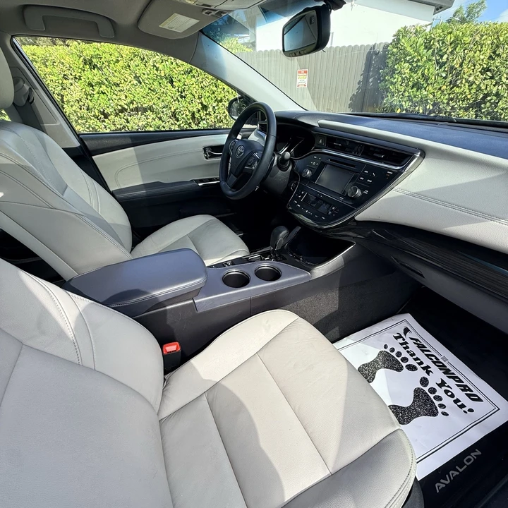2014 Toyota Avalon 4th Gen - Image 9 of 20