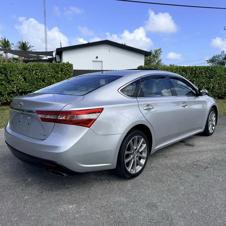 2014 Toyota Avalon 4th Gen - Image 6 of 20
