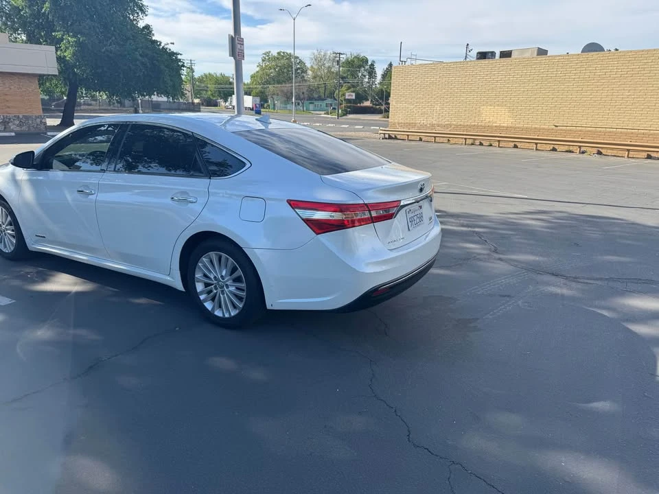 2014 Toyota Avalon 4th Gen - Image 8 of 10