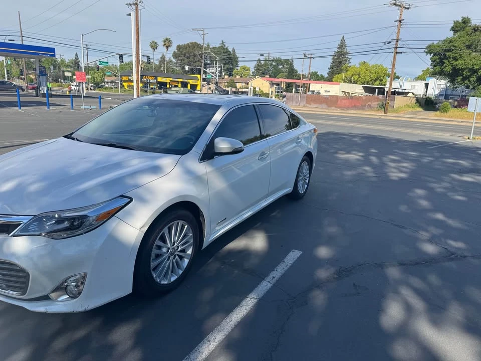 2014 Toyota Avalon 4th Gen - Image 7 of 10