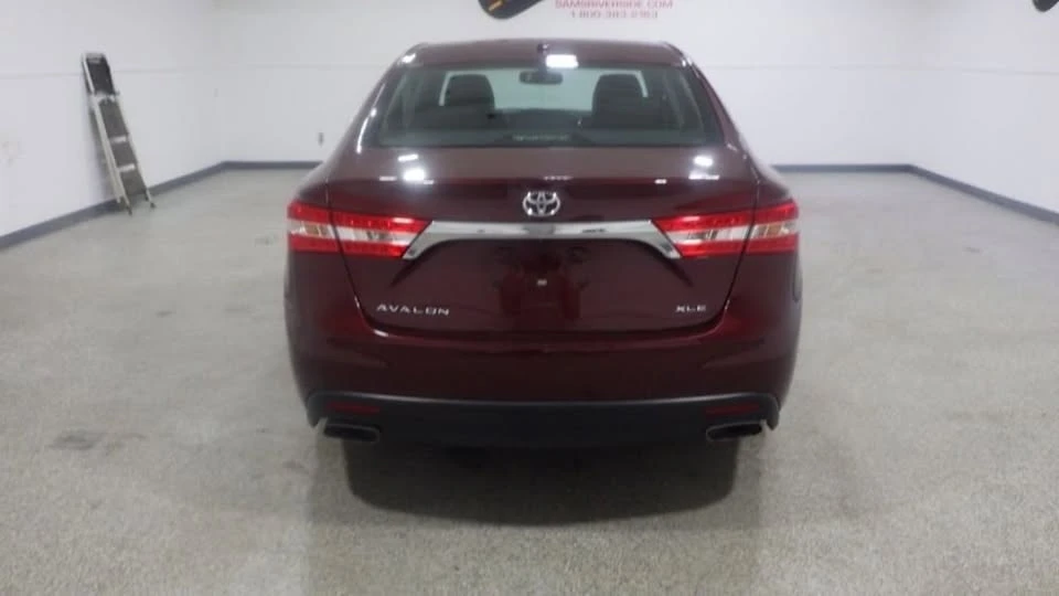 2014 Toyota Avalon 4th Gen - Image 5 of 10