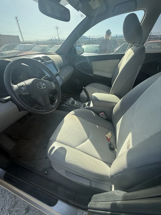 2014 Toyota Camry 7th Gen - Image 5 of 7