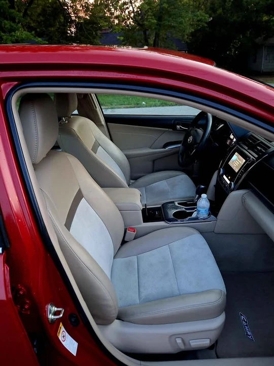 2014 Toyota Camry 7th Gen - Image 6 of 20