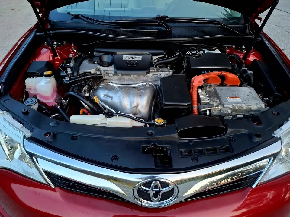 2014 Toyota Camry 7th Gen - Image 2 of 20