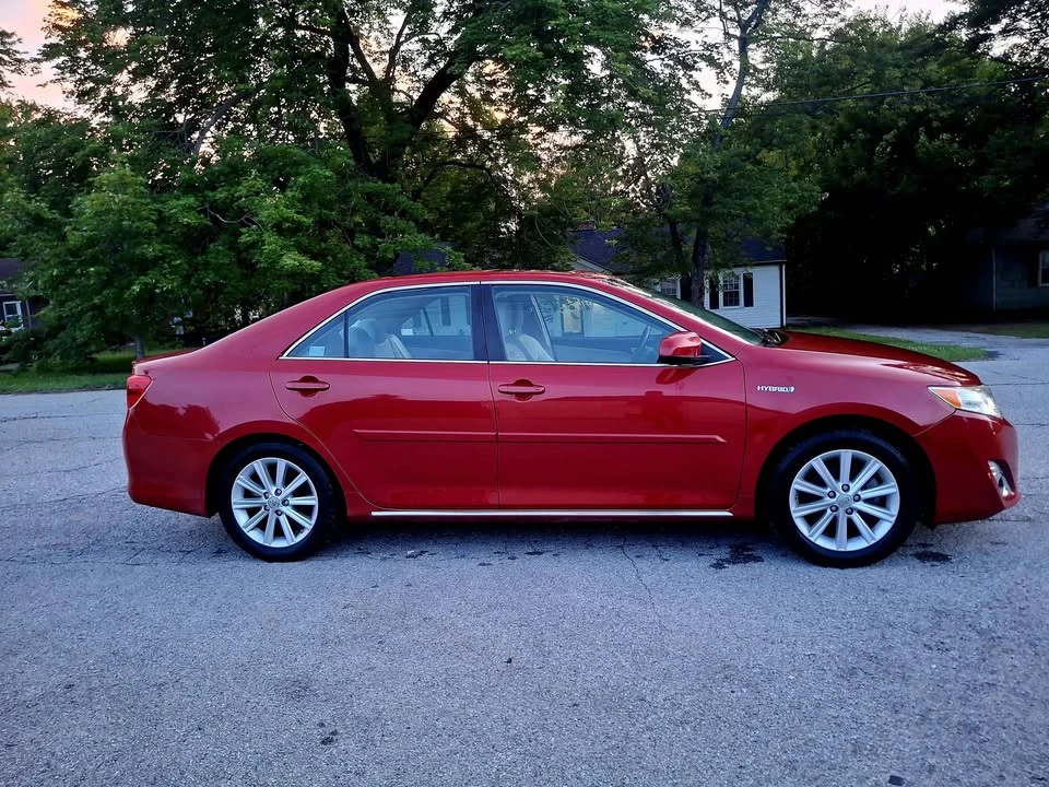 2014 Toyota Camry 7th Gen - Image 17 of 20