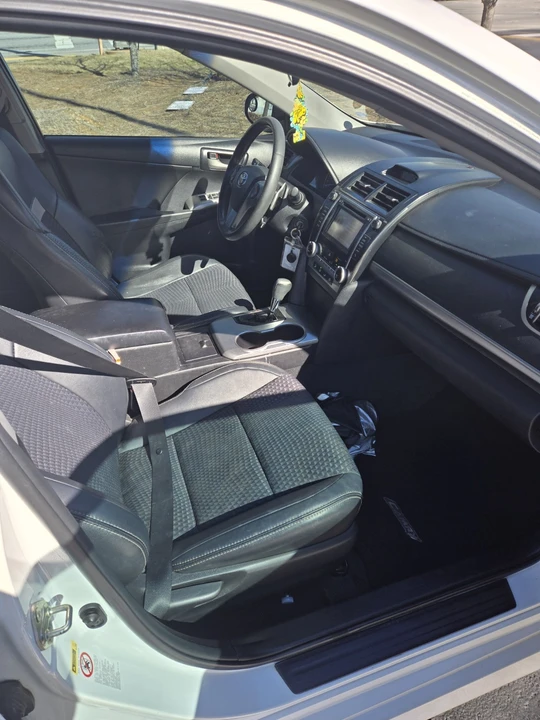 2014 Toyota Camry 7th Gen - Image 8 of 10