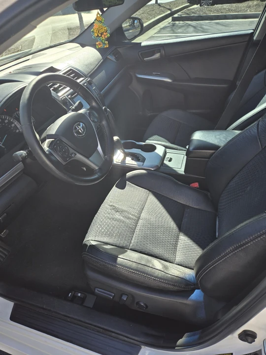 2014 Toyota Camry 7th Gen - Image 10 of 10