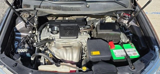 2014 Toyota Camry 7th Gen - Image 9 of 21