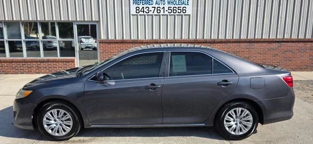 2014 Toyota Camry 7th Gen - Image 3 of 21