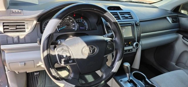 2014 Toyota Camry 7th Gen - Image 12 of 21