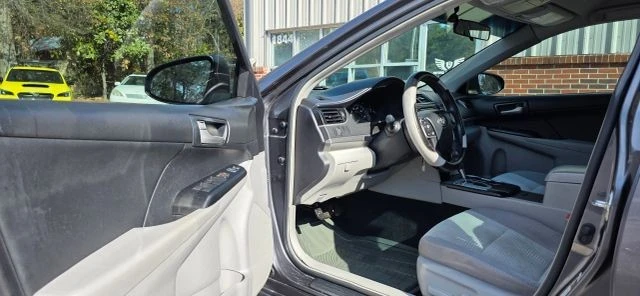 2014 Toyota Camry 7th Gen - Image 10 of 21