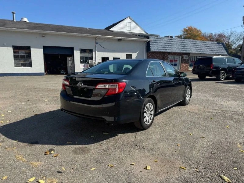 2014 Toyota Camry 7th Gen - Image 6 of 12