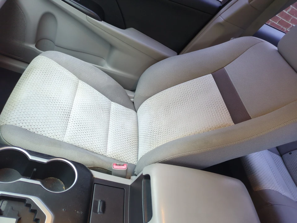 2014 Toyota Camry 7th Gen - Image 13 of 21
