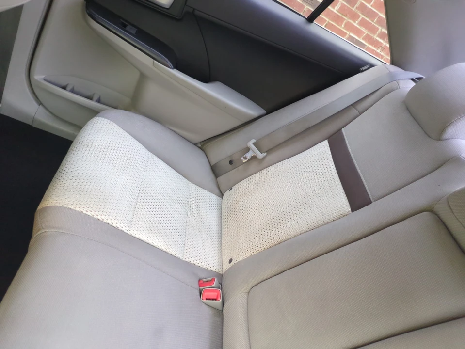 2014 Toyota Camry 7th Gen - Image 16 of 21