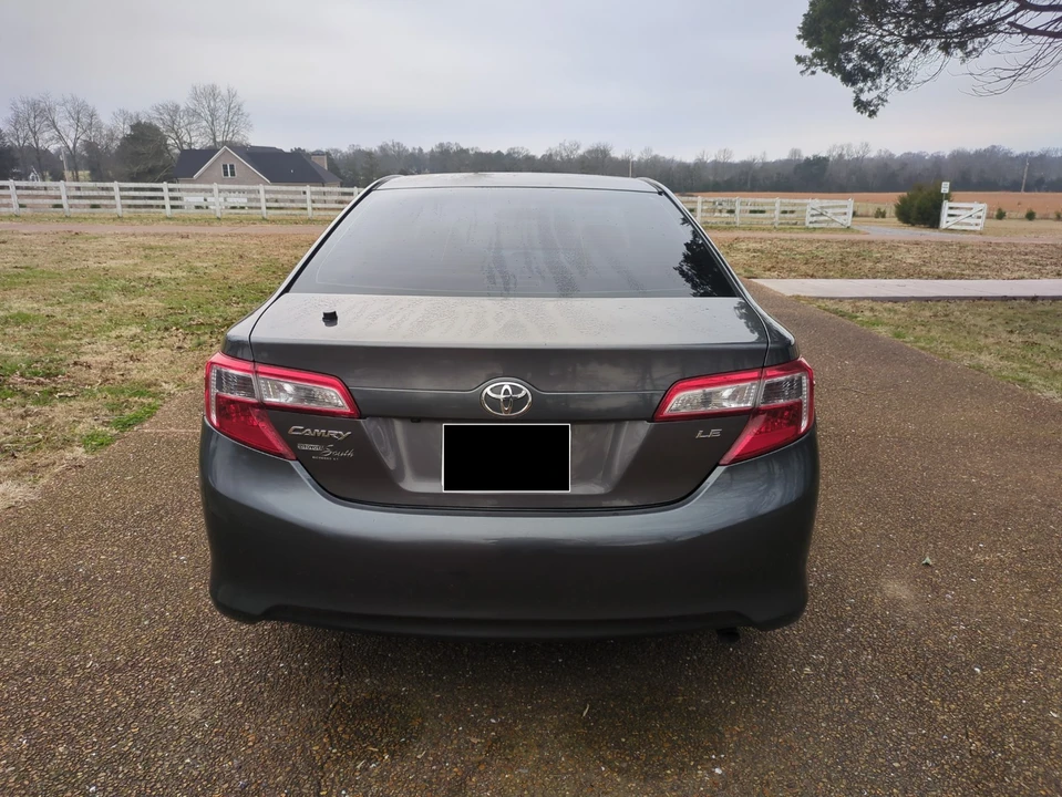 2014 Toyota Camry 7th Gen - Image 2 of 21