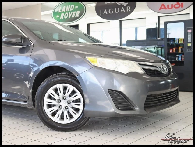 2014 Toyota Camry 7th Gen - Image 2 of 21