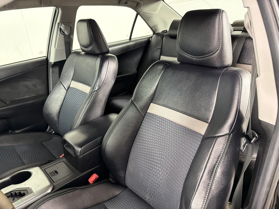 2014 Toyota Camry 7th Gen - Image 11 of 12