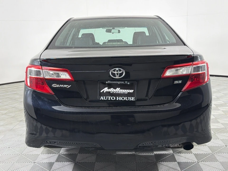 2014 Toyota Camry 7th Gen - Image 6 of 12