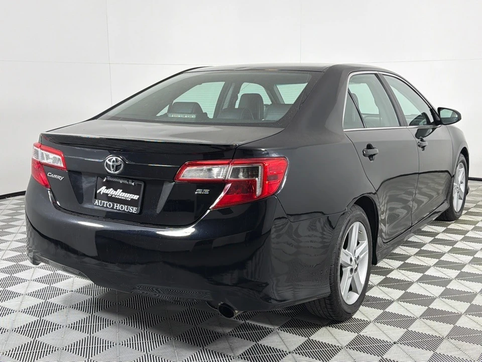 2014 Toyota Camry 7th Gen - Image 5 of 12
