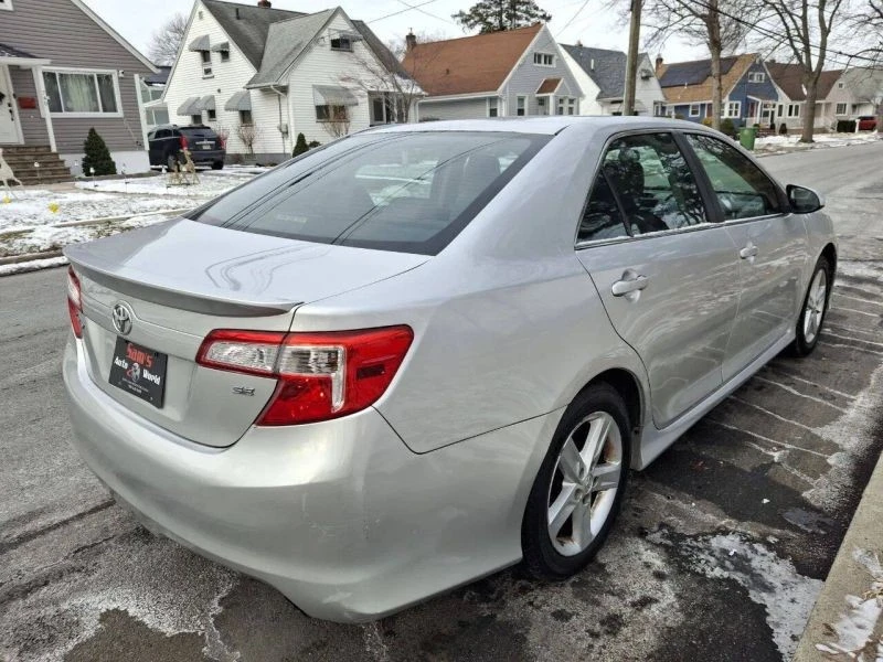 2014 Toyota Camry 7th Gen - Image 10 of 12