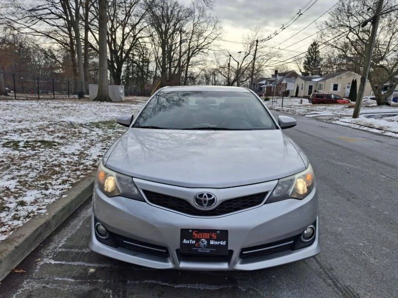 2014 Toyota Camry 7th Gen - Image 6 of 12