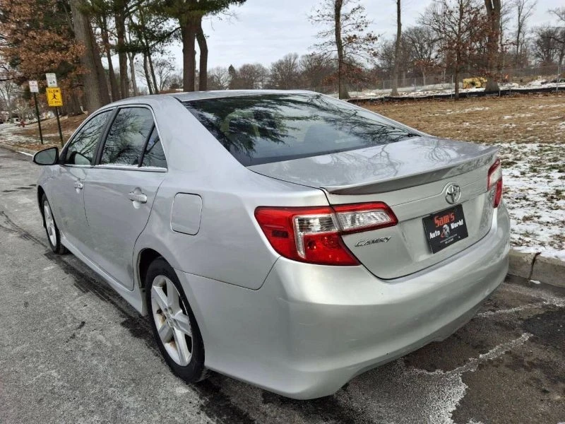 2014 Toyota Camry 7th Gen - Image 7 of 12