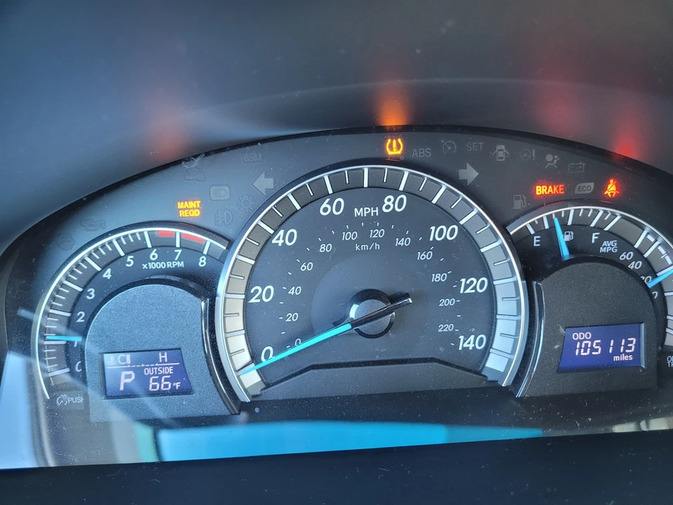 2014 Toyota Camry 7th Gen - Image 11 of 11