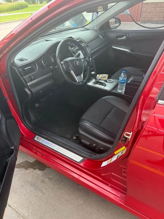2014 Toyota Camry 7th Gen - Image 3 of 5
