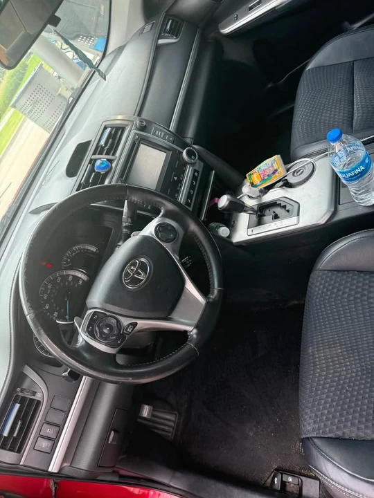 2014 Toyota Camry 7th Gen - Image 4 of 5