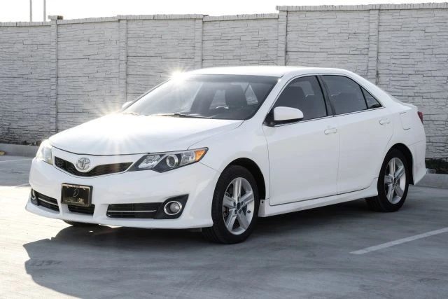 2014 Toyota Camry 7th Gen - Image 5 of 21