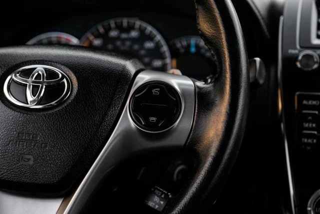 2014 Toyota Camry 7th Gen - Image 20 of 21