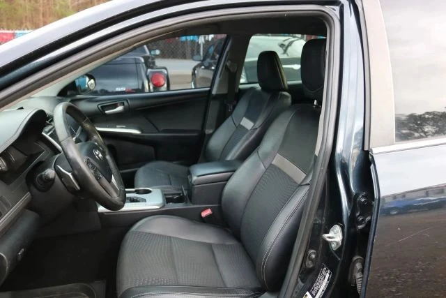 2014 Toyota Camry 7th Gen - Image 9 of 12