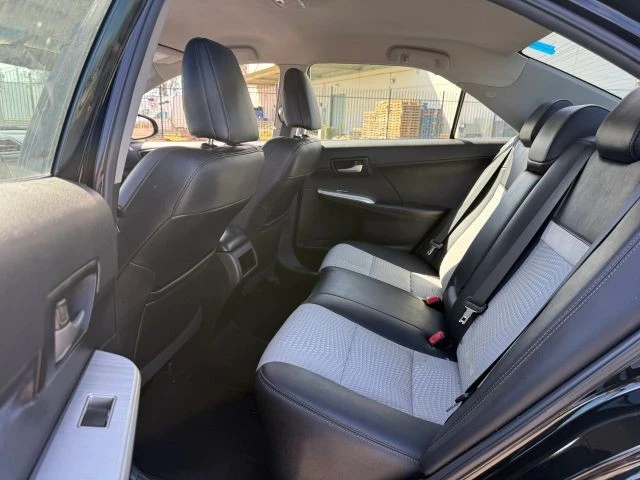 2014 Toyota Camry 7th Gen - Image 13 of 16