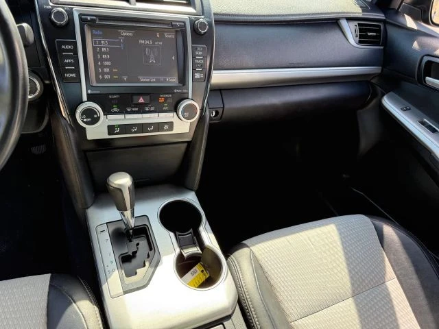 2014 Toyota Camry 7th Gen - Image 12 of 16