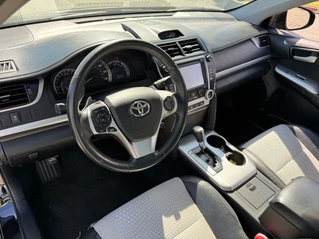 2014 Toyota Camry 7th Gen - Image 11 of 16