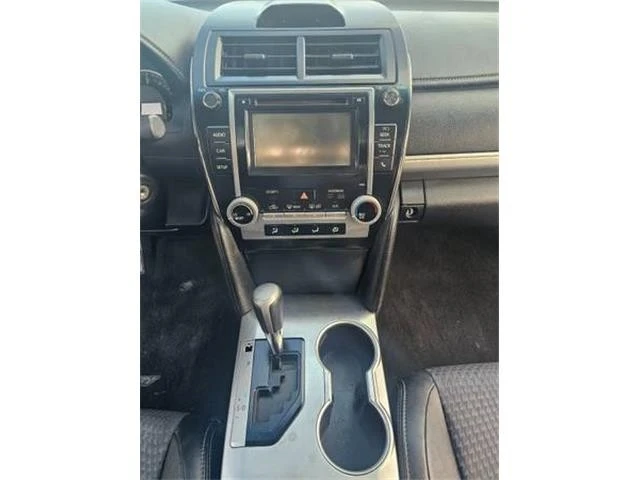 2014 Toyota Camry 7th Gen - Image 15 of 21