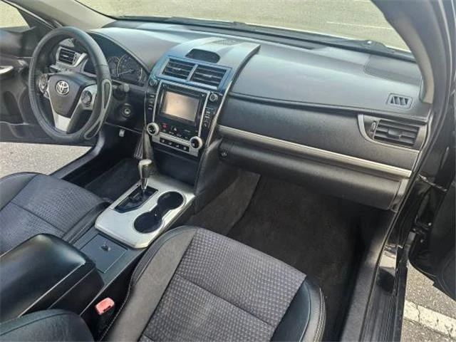 2014 Toyota Camry 7th Gen - Image 16 of 21
