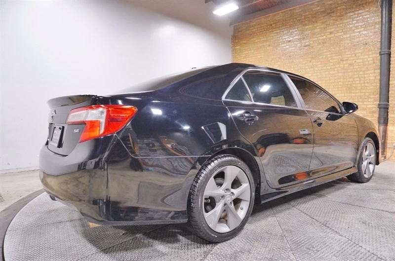 2014 Toyota Camry 7th Gen - Image 9 of 12