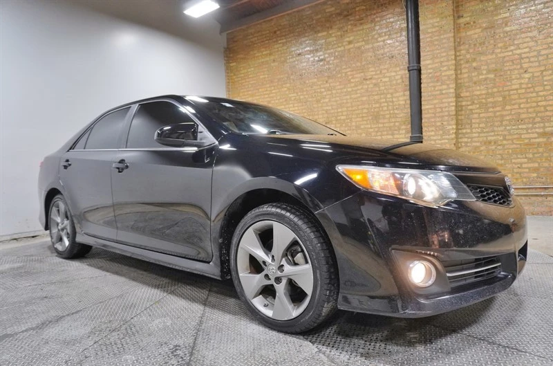 2014 Toyota Camry 7th Gen - Image 5 of 12