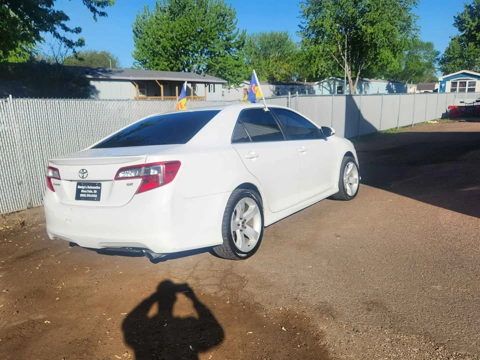 2014 Toyota Camry 7th Gen - Image 4 of 11