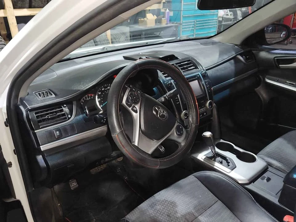 2014 Toyota Camry 7th Gen - Image 8 of 11