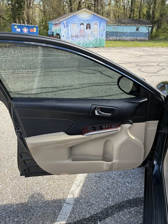 2014 Toyota Camry 7th Gen - Image 9 of 21