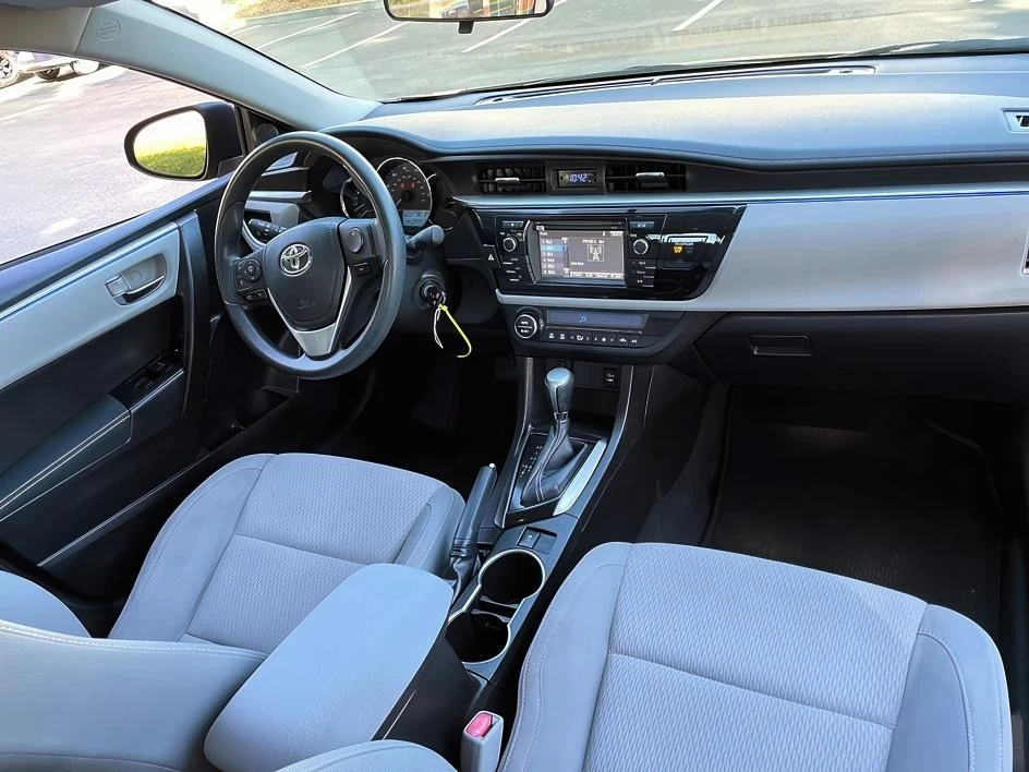 2014 Toyota Corolla 11th Gen - Image 10 of 18