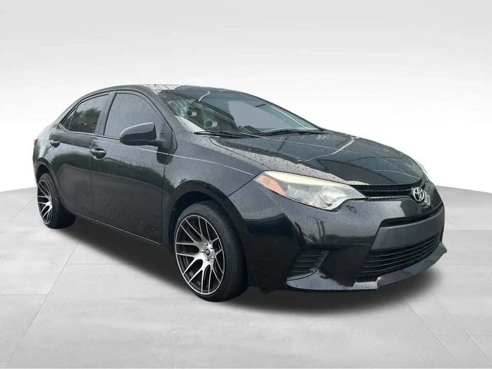 2014 Toyota Corolla 11th Gen - Image 2 of 12