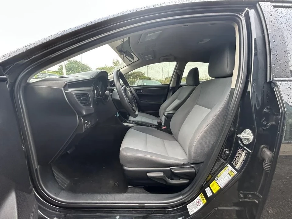 2014 Toyota Corolla 11th Gen - Image 9 of 12