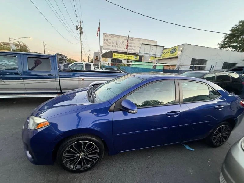 2014 Toyota Corolla 12th Gen - Image 5 of 12