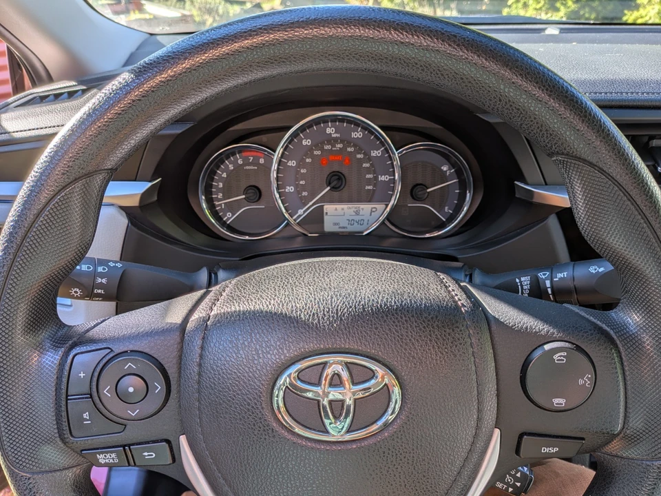 2014 Toyota Corolla 11th Gen - Image 5 of 21