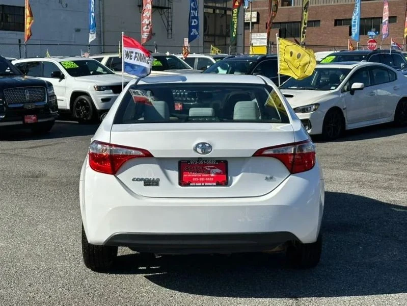 2014 Toyota Corolla 11th Gen - Image 5 of 12